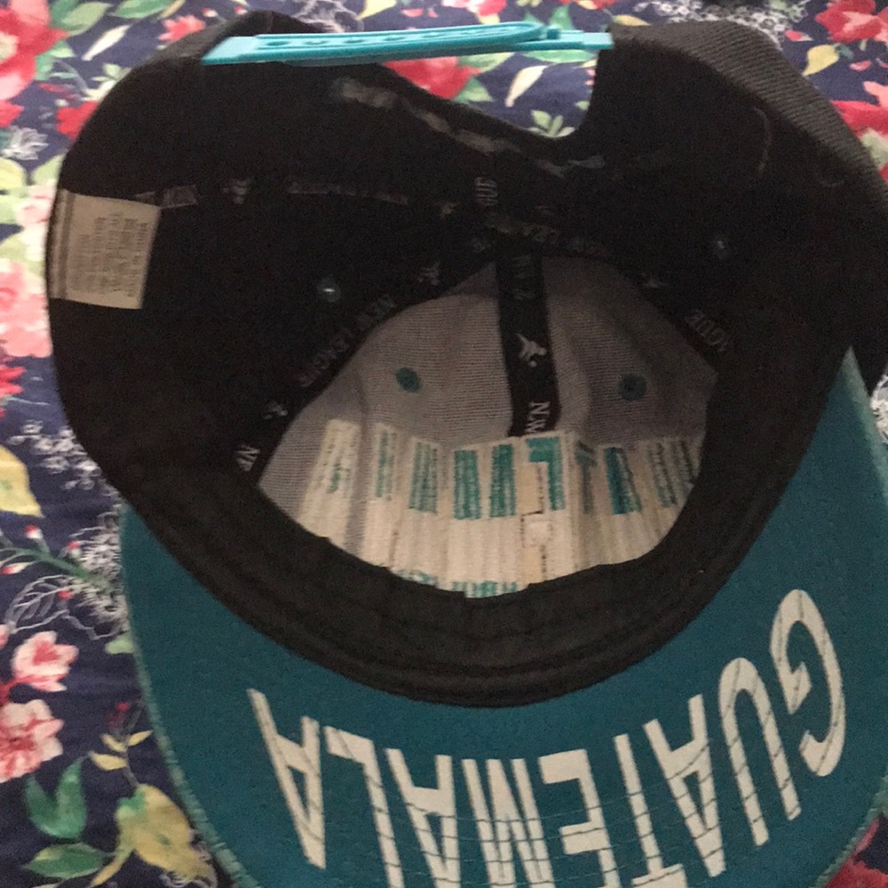 Hat - Picture 3 of 3